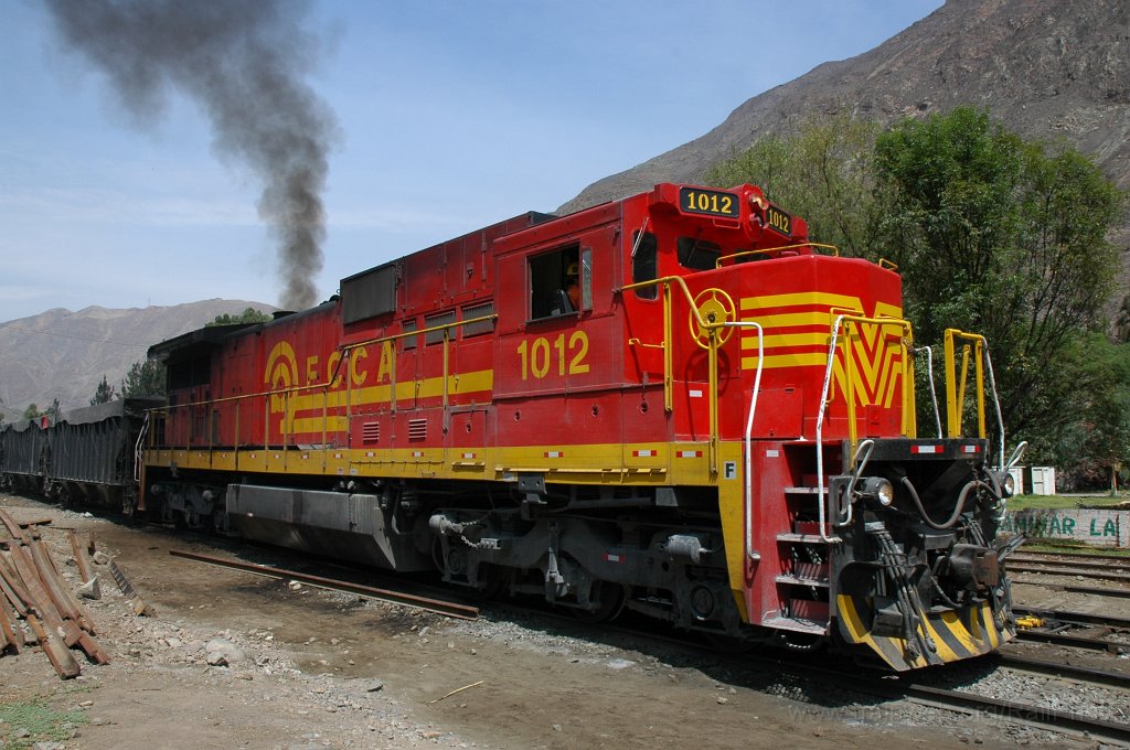 2025-0045-281110.jpg - FCCA GE C39-8 1012 / Tornamesa 28.11.2010