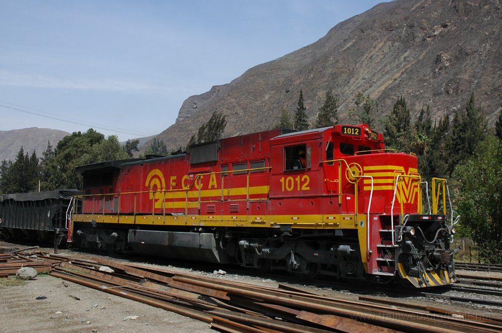 2026-0007-281110.jpg - FCCA GE C39-8 1012 / Tornamesa 28.11.2010