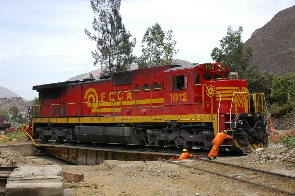 2029-0028-281110.jpg - FCCA GE C39-8 1012 / Tornamesa 28.11.2010