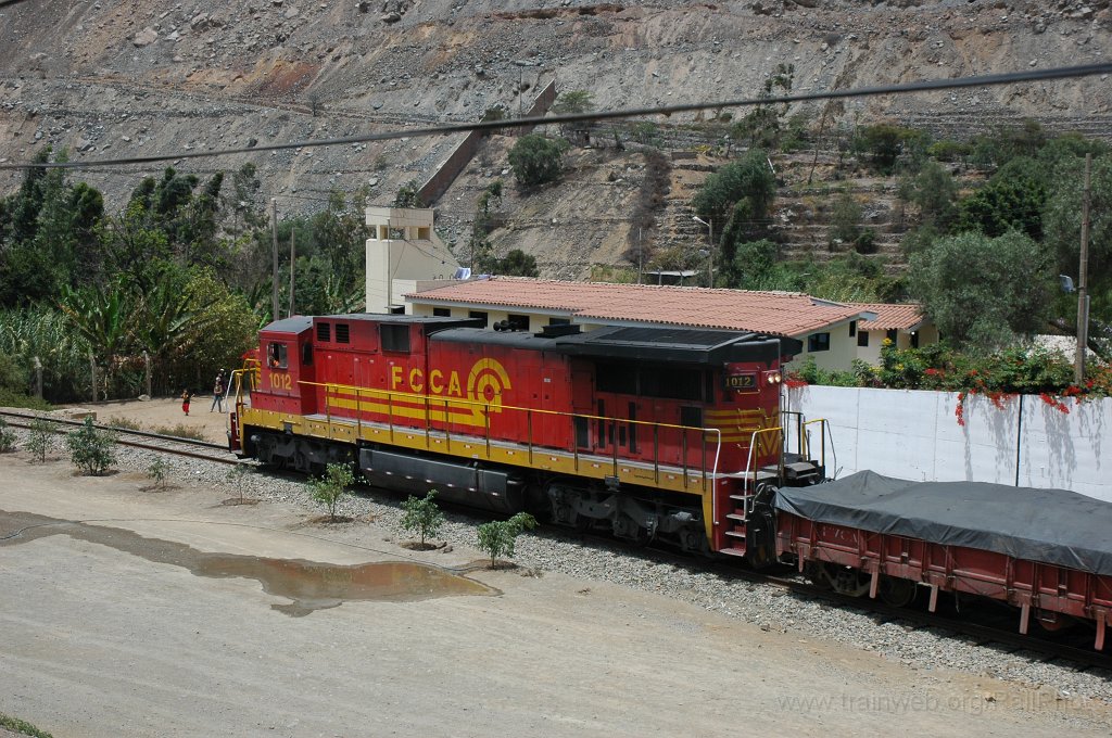 2031-0001-281110.jpg - FCCA GE C39-8 1012 / Cocachacra 28.11.2010