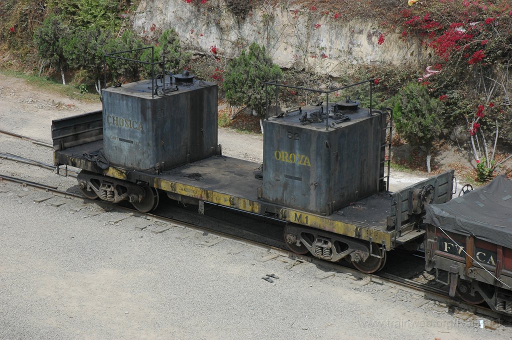 2033-0009-281110.jpg - FCCA M1 / Chosica 28.11.2010