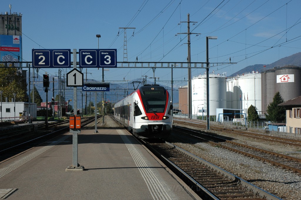 2661-0006-211012.jpg - TILO RABe 524.004 «Gambarogno» / Cadenazzo 21.10.2012