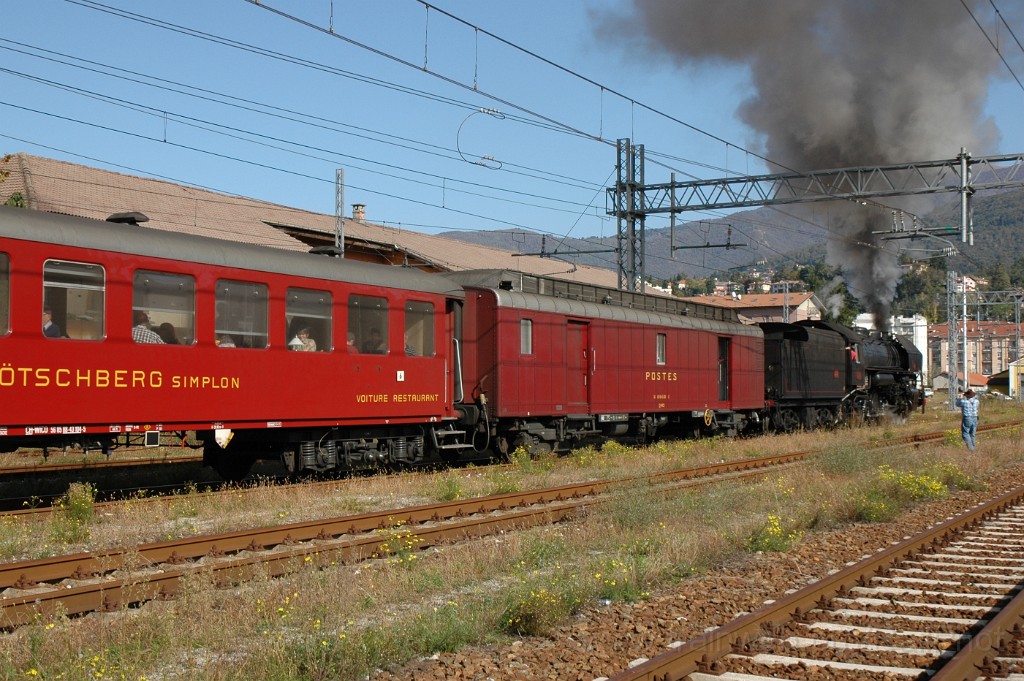 2663-0011-211012.jpg - SNCF 141 R 568 / Luino 21.10.2012