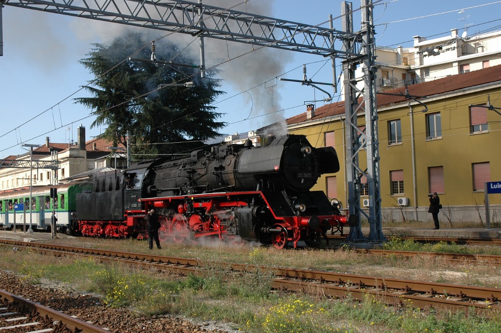 2663-0038-211012.jpg - DR 50.3673 / Luino 21.10.2012