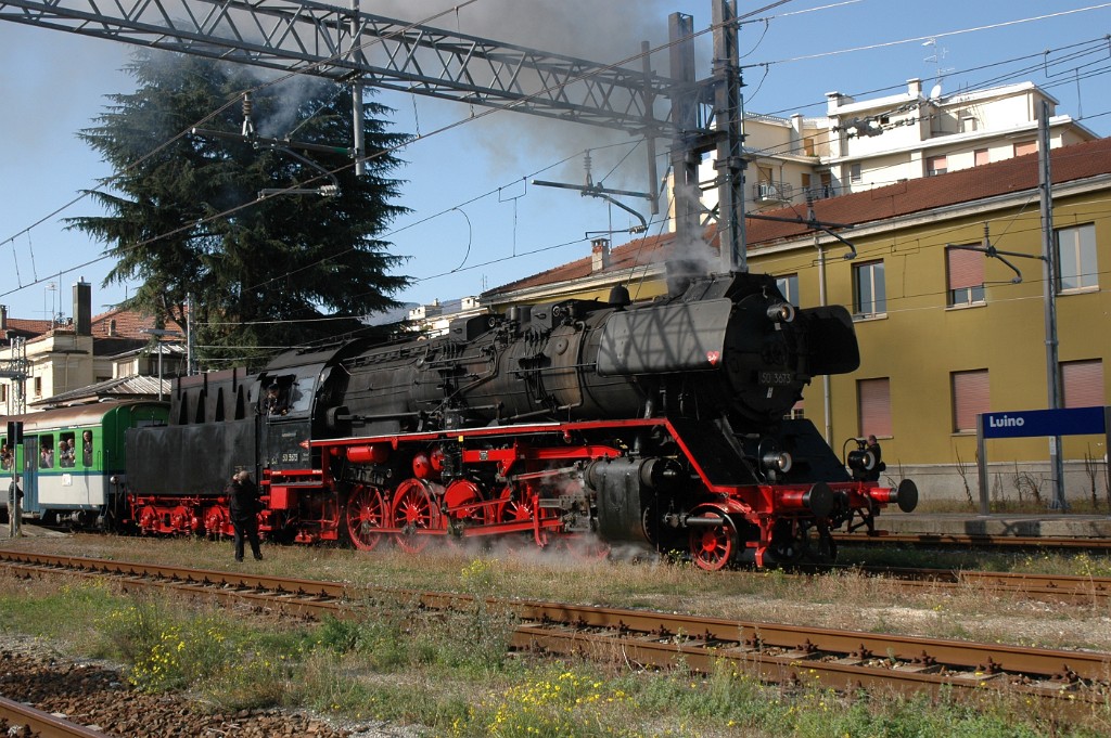 2663-0040-211012.jpg - DR 50.3673 / Luino 21.10.2012