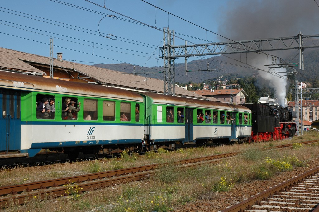 2664-0007-211012.jpg - DR 50.3673 / Luino 21.10.2012