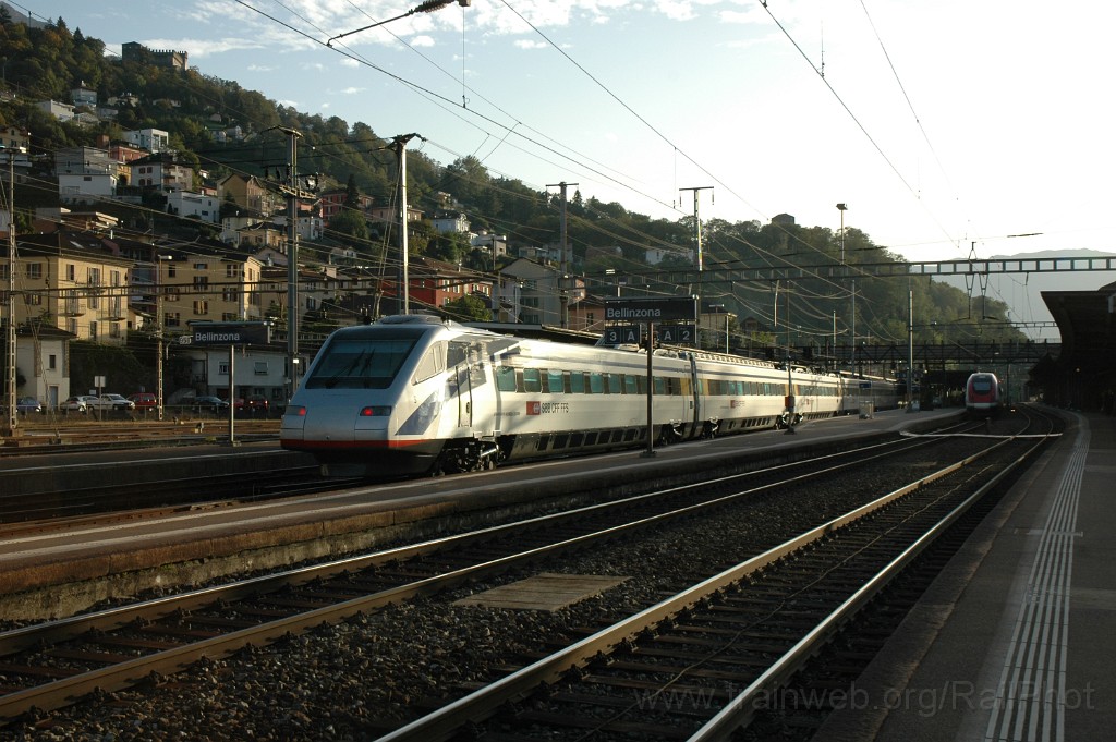 2667-0003-211012.jpg - SBB-CFF ETR 470.003 / Bellinzona 21.10.2012