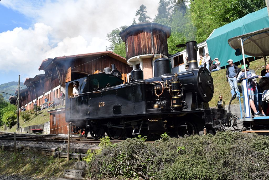 4957-0022-200518.jpg - SBB-Brünig G 3/4 208 / Chaulin (Bifurcation) 20.5.2018