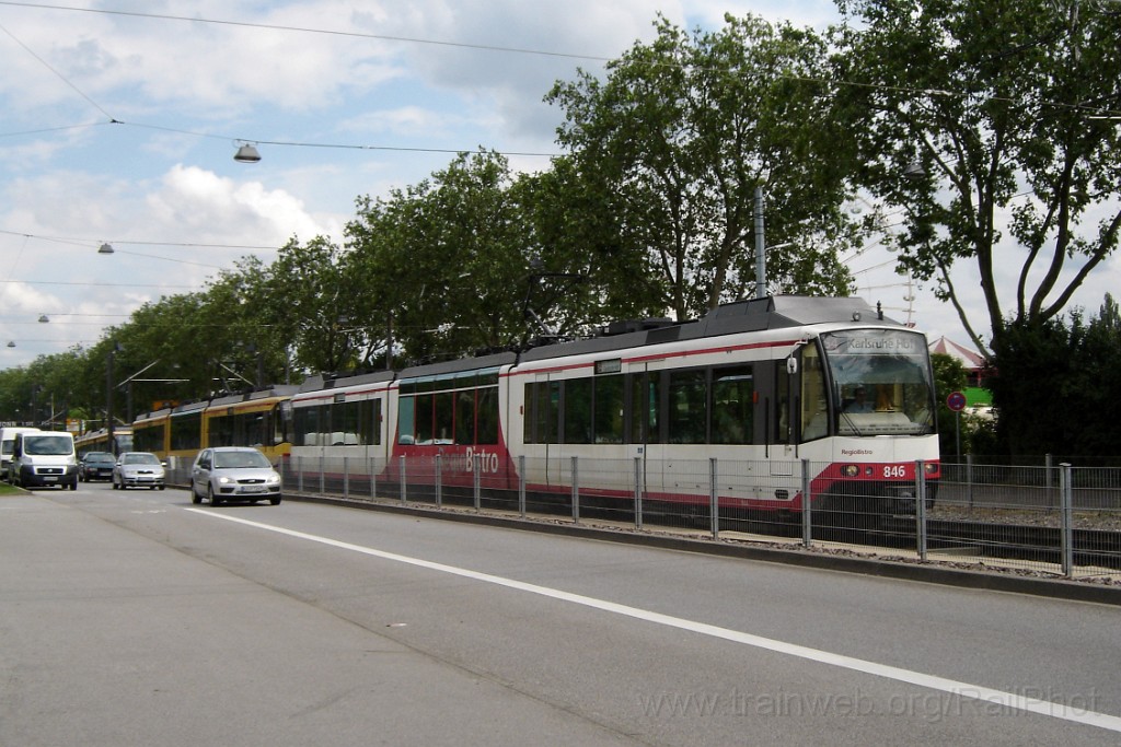1484-0033-310508.jpg - AVG GT8-100DM/2S 846 "RegioBistro" / Tullastraße 31.5.2008