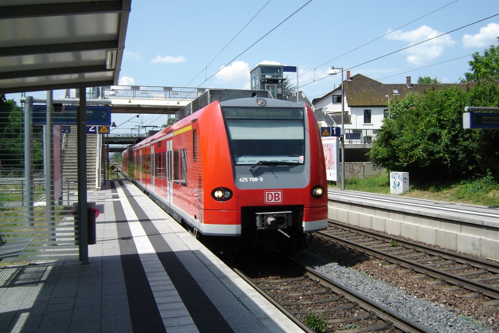 1490-0022-020608.jpg - DBAG 425.768-9 / Mannheim-Friedrichsfeld Süd 2.6.2008