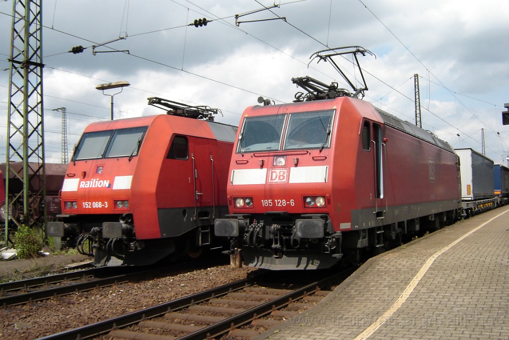 1497-0037-030608.jpg - Railion 152.068-3 + 185.128-6 / Mannheim-Friedrichsfeld 3.6.2008