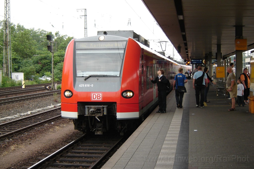 1506-0044-060608.jpg - DBAG 425.616-0 / Mannheim Hbf 6.6.2008