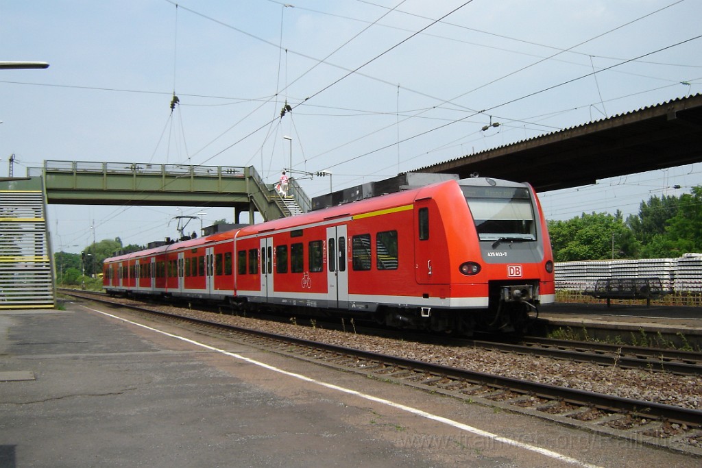 1508-0030-060608.jpg - DBAG 425.613-7 / Ludwigshafen-Oggersheim 6.6.2008