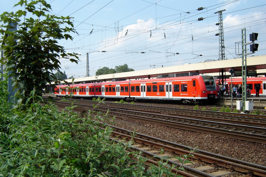 1508-0038-060608.jpg - DBAG 425.701-0 / Mannheim Hbf 6.6.2008