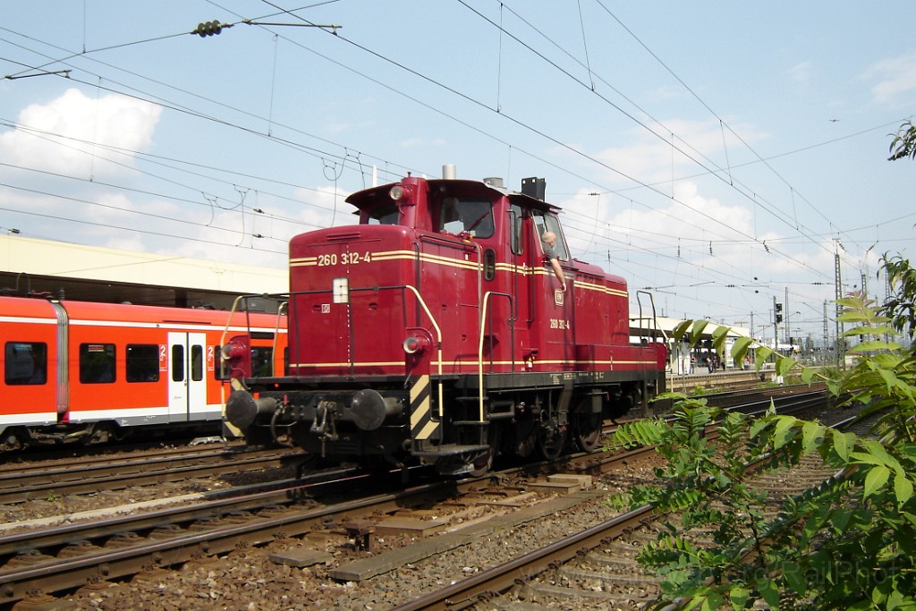 1508-0048-060608.jpg - EfW 260.312-4 / Mannheim Hbf 6.6.2008