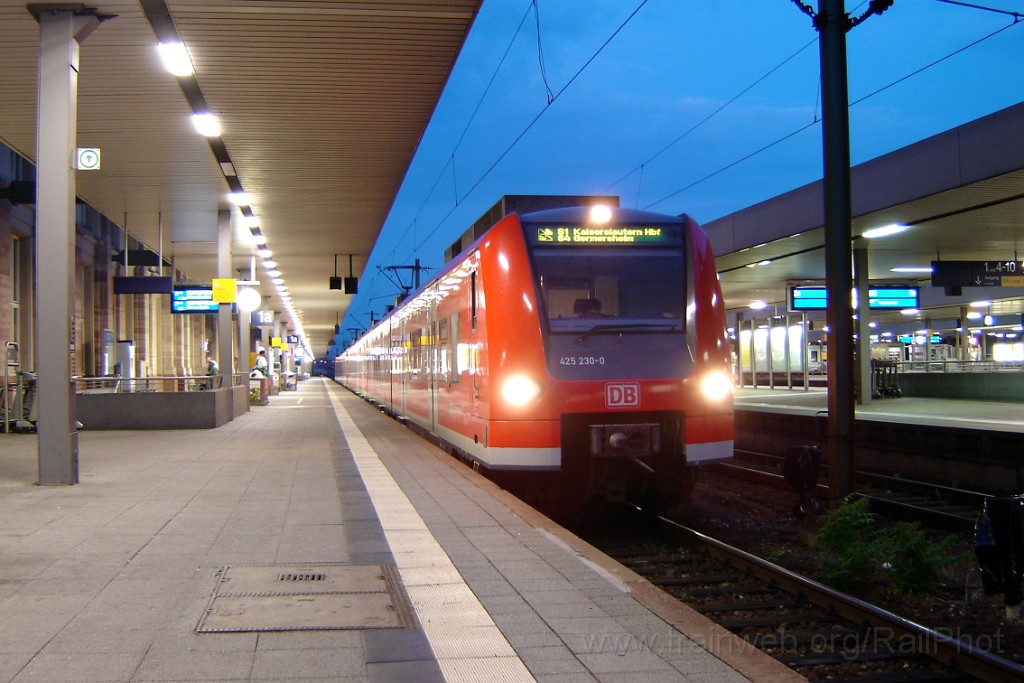 1517-0035-090608.jpg - DBAG 425.230-0 / Mannheim Hbf 9.6.2008