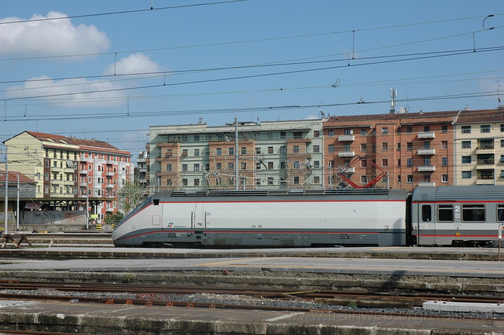 2358-0012-200412.jpg - FS E 414.120 / Milano C 20.4.2012
