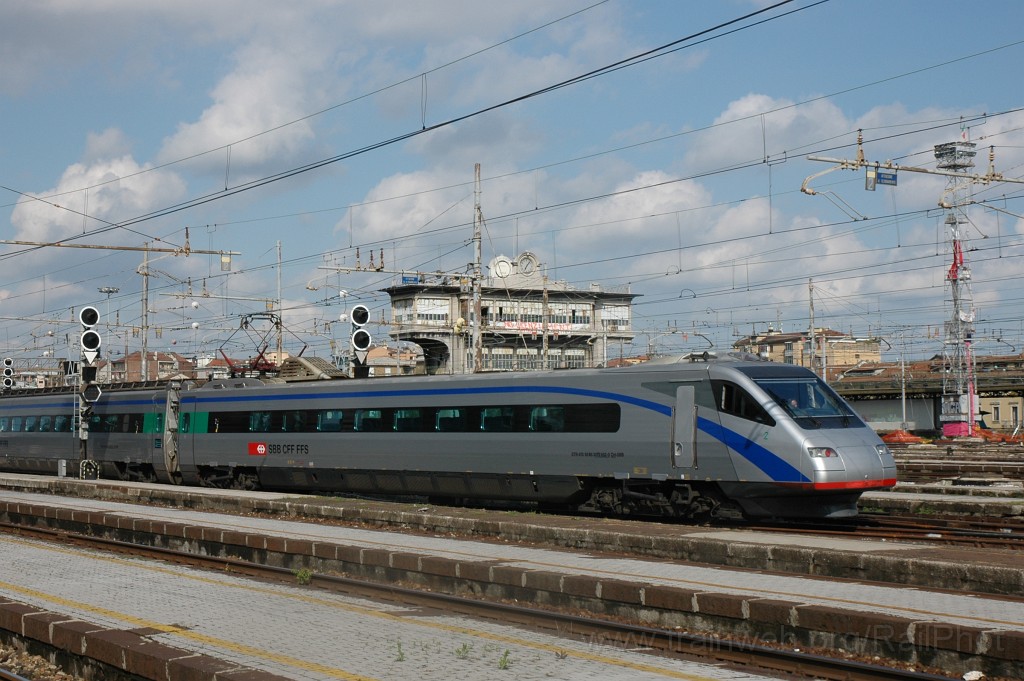 2359-0010-200412.jpg - SBB-CFF ETR 470.052 / Milano C 20.4.2012