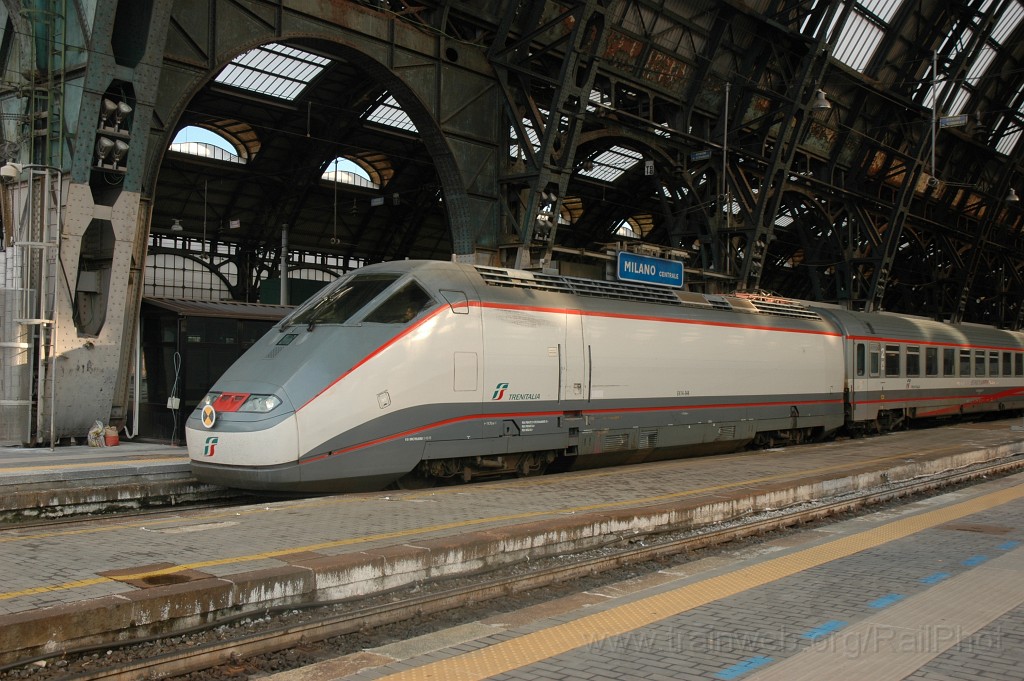 2362-0046-200412.jpg - FS E 414.144 / Milano C 20.4.2012