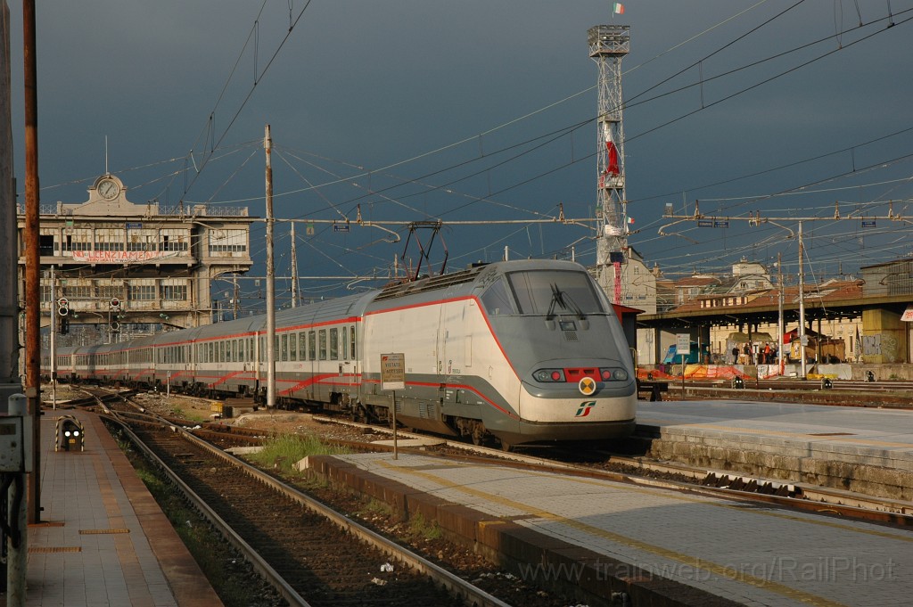 2363-0005-200412.jpg - FS E 414.124 / Milano C 20.4.2012