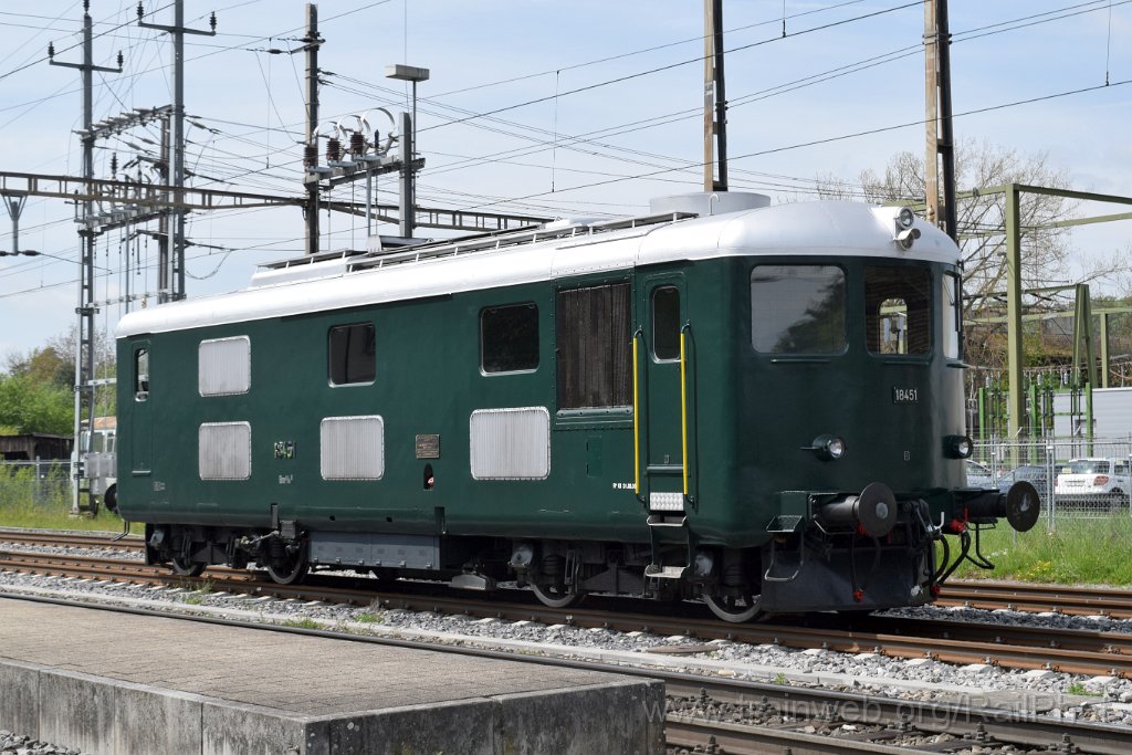 9676-0047-270425.jpg - SBB-CFF Bm 4/4" 18451 / Etzwilen 27.4.2025
