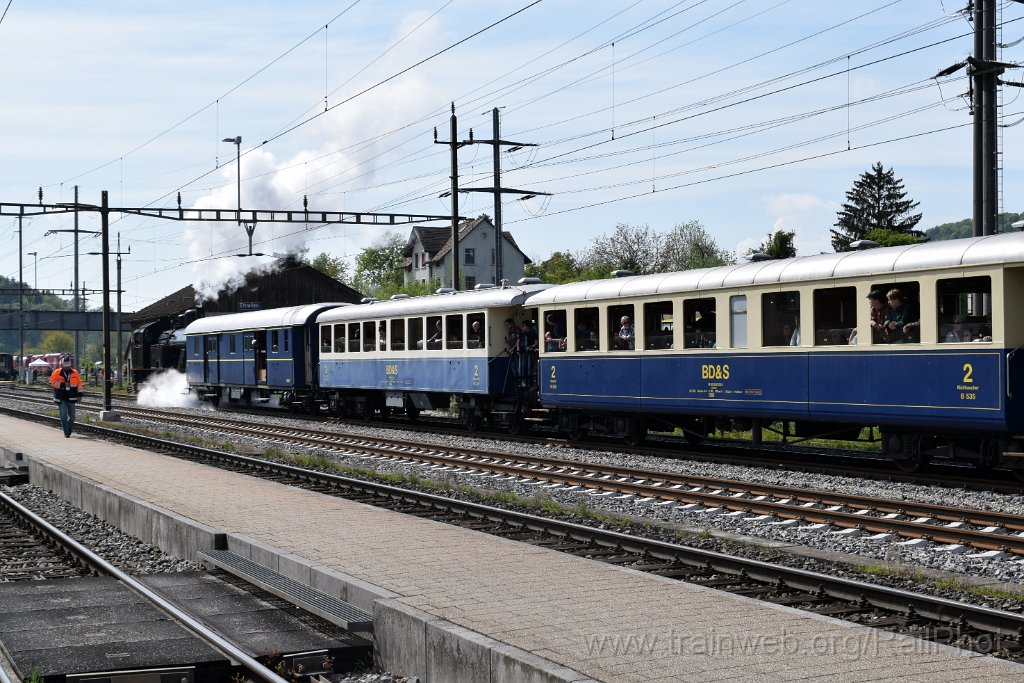 9679-0030-270425.jpg - BT Eb 3/5 9 + SEHR F4 18553 + BC 521 + B 505 / Etzwilen 27.4.2025