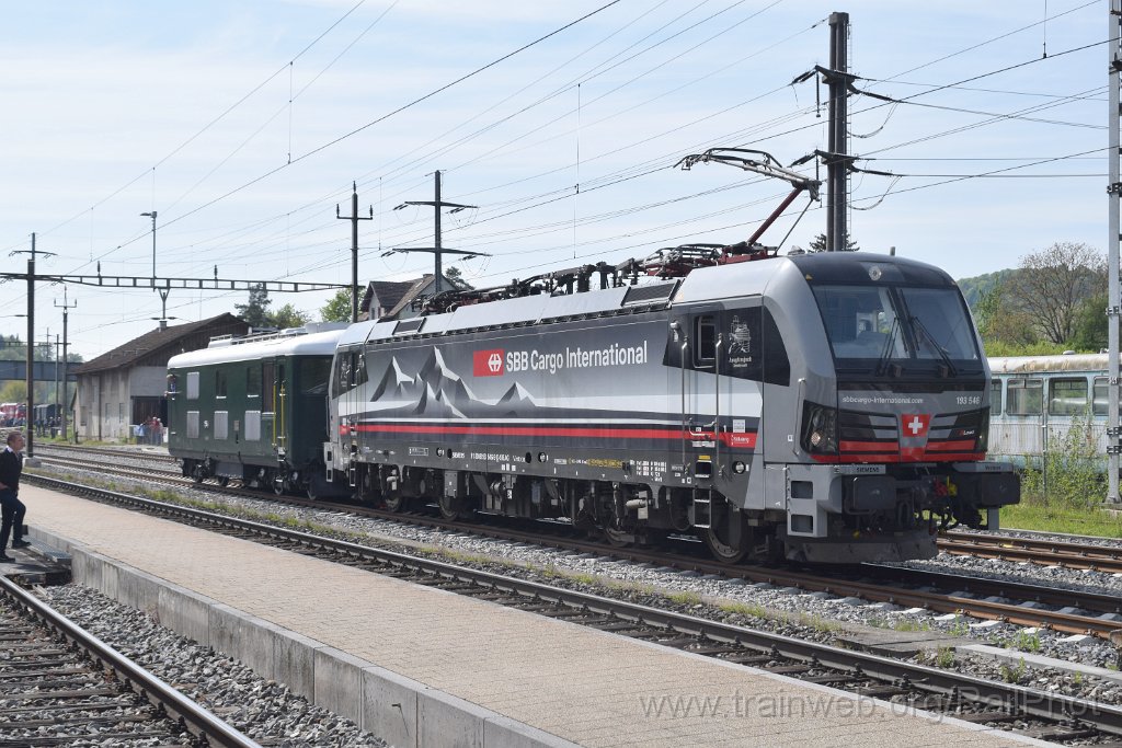 9679-0047-270425.jpg - SBB-CFF 193.546-9 "Jungfraujoch" + Bm 4/4" 18451 / Etzwilen 27.4.2025