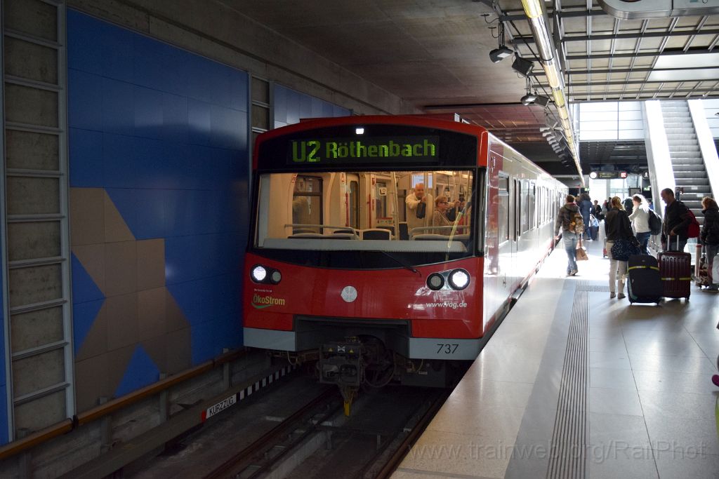 4439-0038-110517.jpg - VAG DT3.737 / Flughafen 11.5.2017