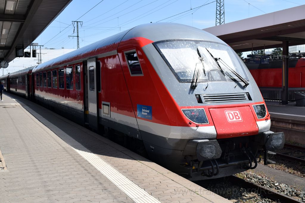 4444-0003-110517.jpg - DBAG Bpmbdzf 311 / Nürnberg Hbf 11.5.2017