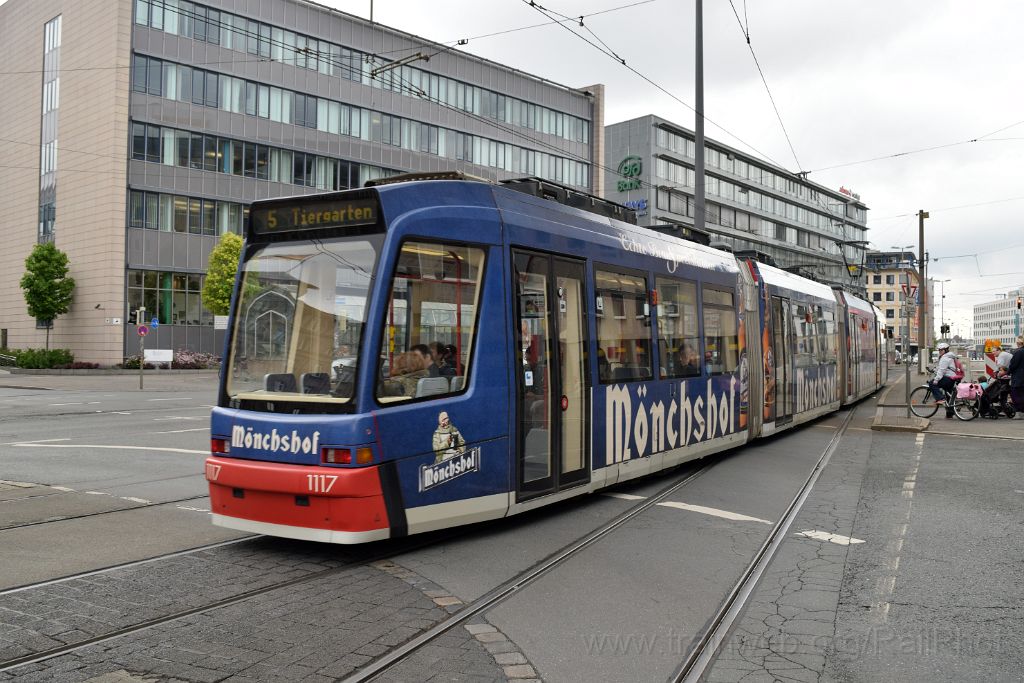 4447-0014-120517.jpg - VAG GT8N 1117 "Mönchshof" / Hauptbahnhof 12.5.2017
