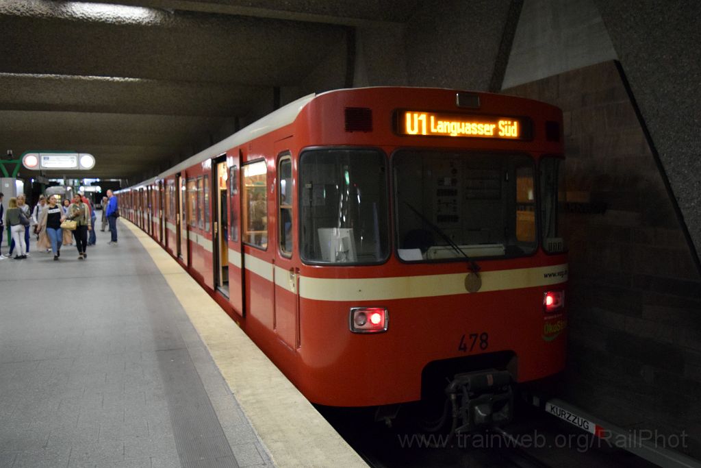 4451-0046-120517.jpg - VAG DT1.478 / Fürth Hauptbahnhof 12.5.2017