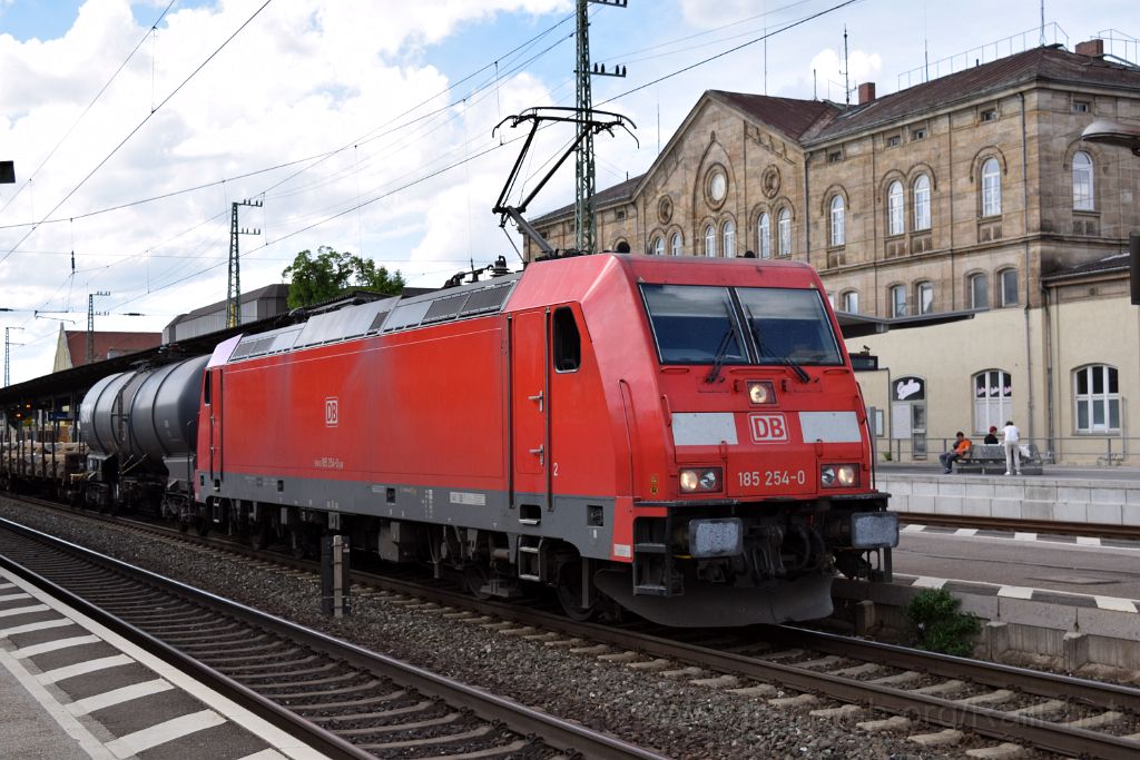 4457-0001-120517.jpg - DBAG 185.254-0 / Fürth Hbf 12.5.2017