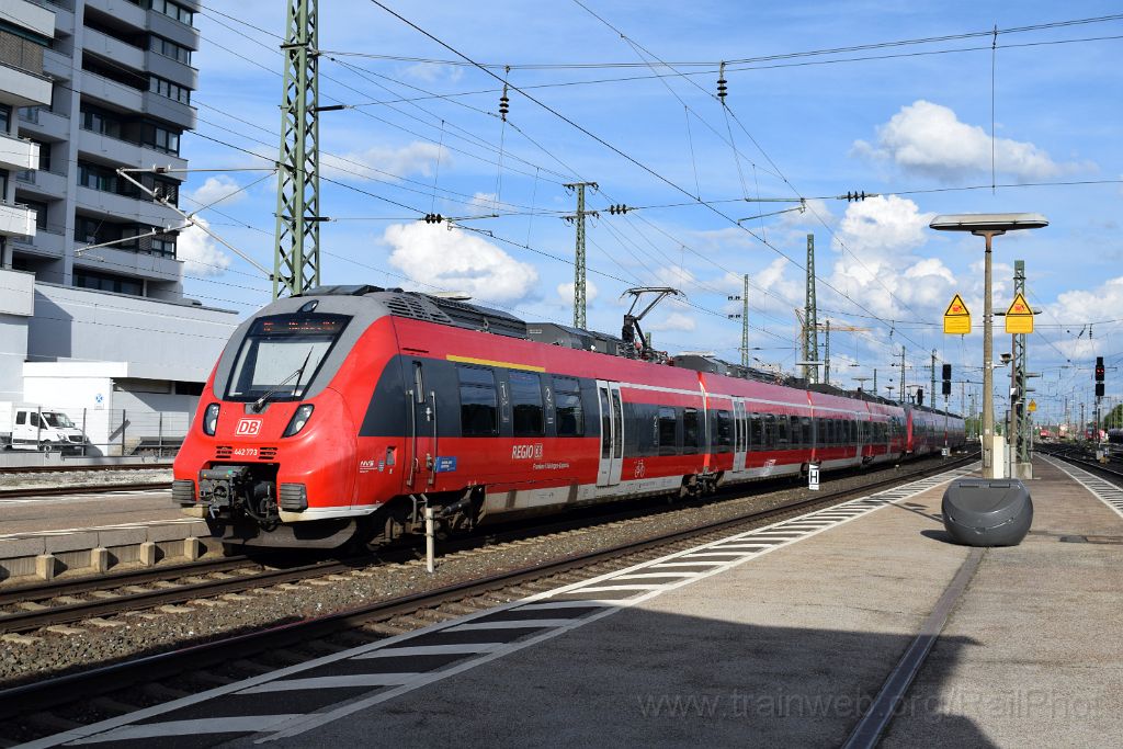 4462-0013-120517.jpg - DBAG 442.303 "Bad Staffelstein" + 442.773 / Fürth Hbf 12.5.2017