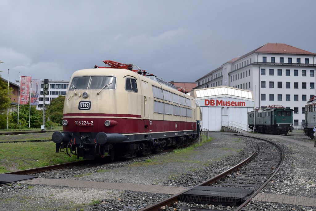 4470-0028-130517.jpg - DB 103.224-2 + DRG E91.99 / DB-Museum 13.5.2017