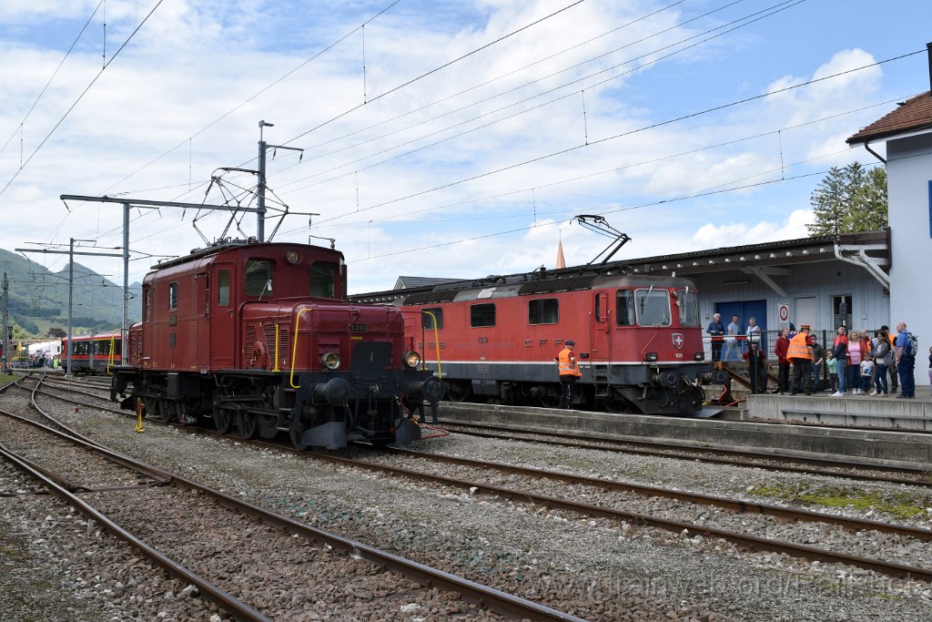 9168-0028-160624.jpg - OeBBH Re 4/4''' 11350 + HSTB De 6/6 15301 / Balsthal 16.6.2024