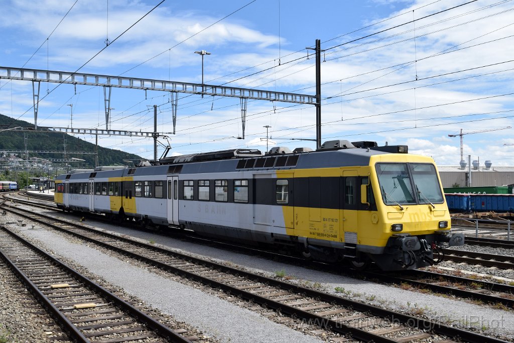 9169-0012-160624.jpg - OeBB ET 10.121 + ES 10.221 / Oensingen 16.6.2024