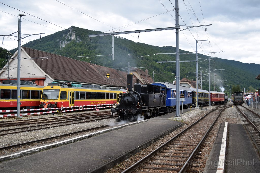 9176-0019-160624.jpg - OeBBH Ed 2x2/2 196 + Eb 2/4 35 + Ce 2/2 103 + MBS ET 10.110 ''Anita Wachter'' / Balsthal 16.6.2024