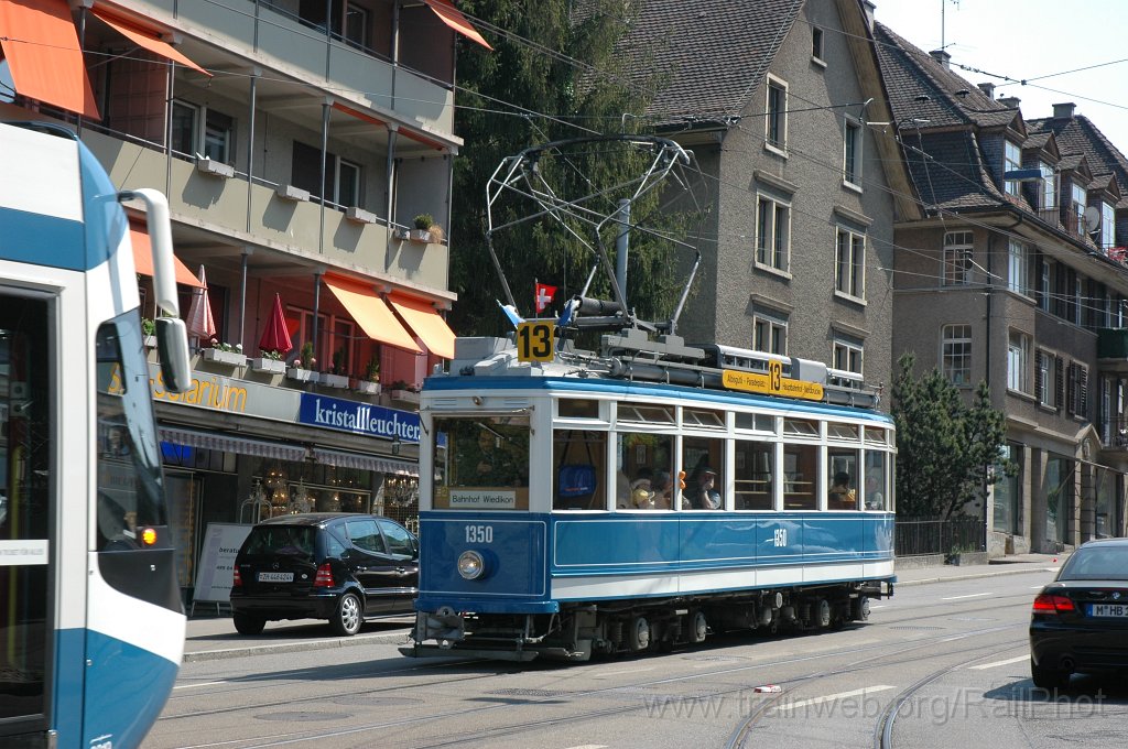 2098-0040-250411.jpg - StStZ Ce 4/4 1350 / Burgwies 25.4.2011