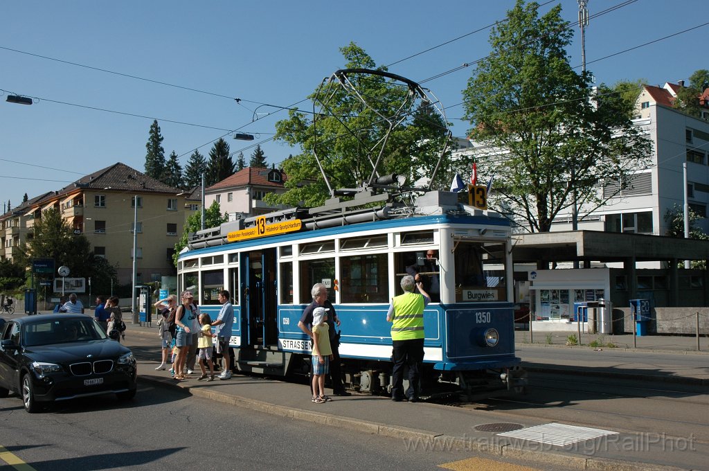 2099-0049-250411.jpg - StStZ Ce 4/4 1350 / Burgwies 25.4.2011