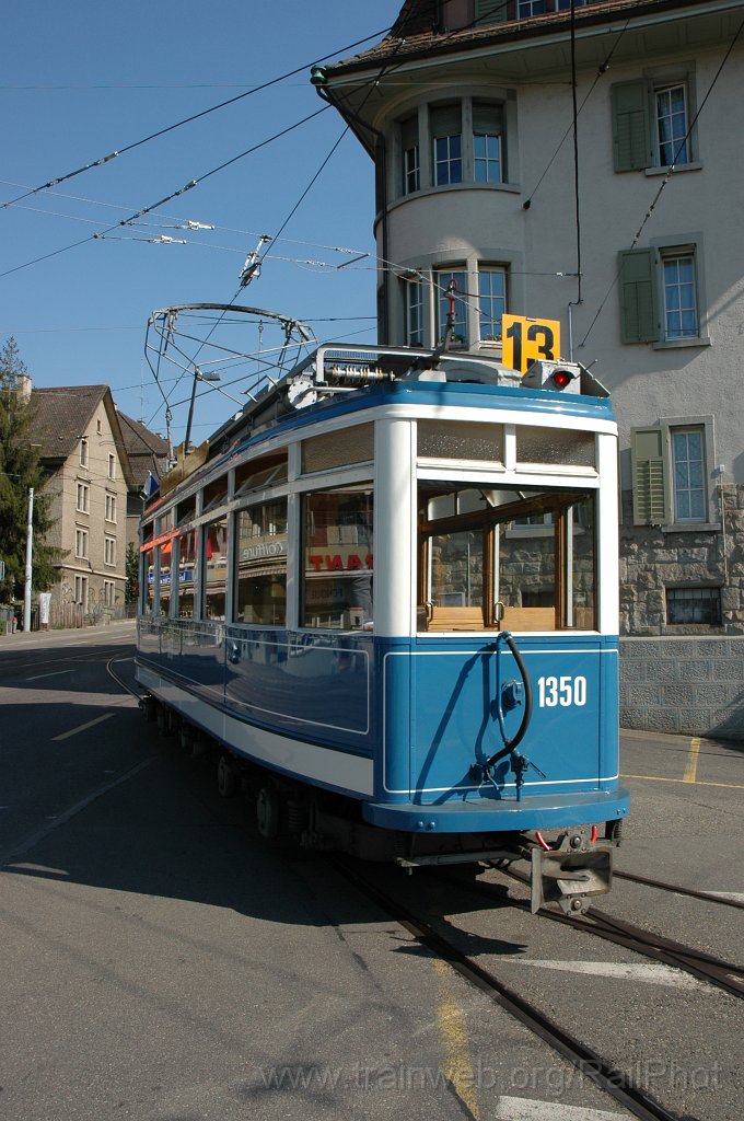 2100-0007-250411.jpg - StStZ Ce 4/4 1350 / Burgwies 25.4.2011