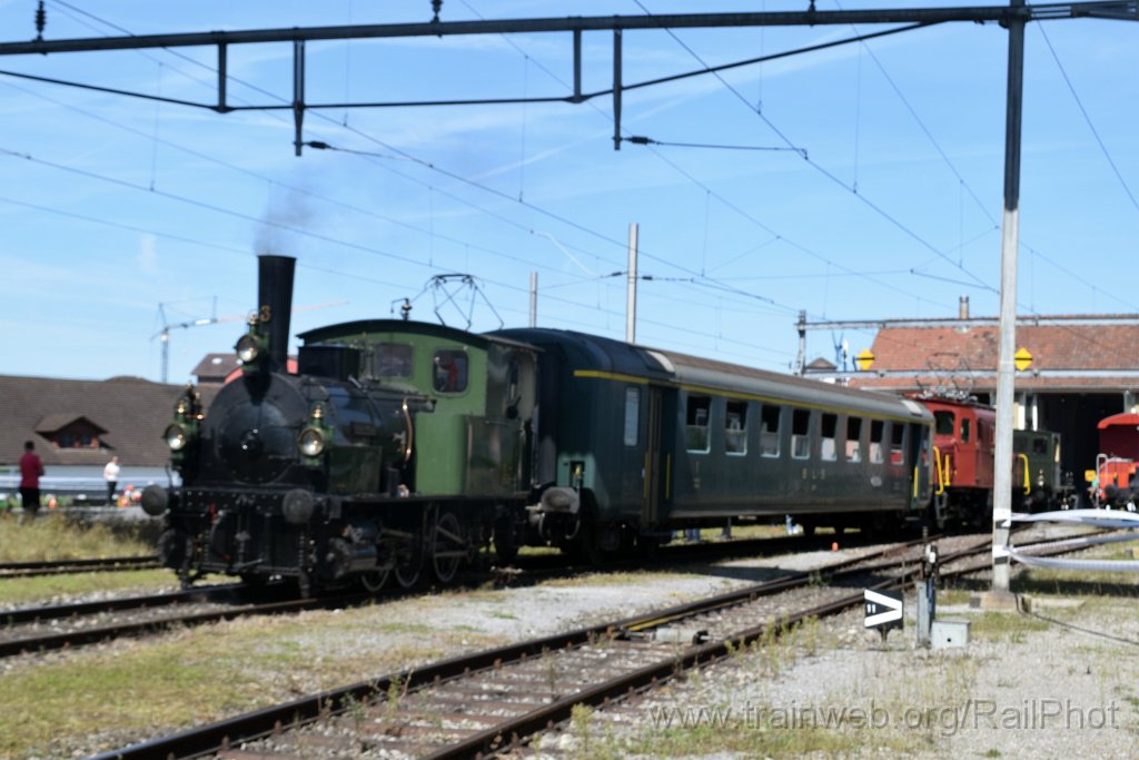 8741-0042-020923.jpg - HSTB E 3/3 3 "Beinwyl" + BLS A 801 + OeBB De 6/6 15301 / Hochdorf (Remise) 2.9.2023