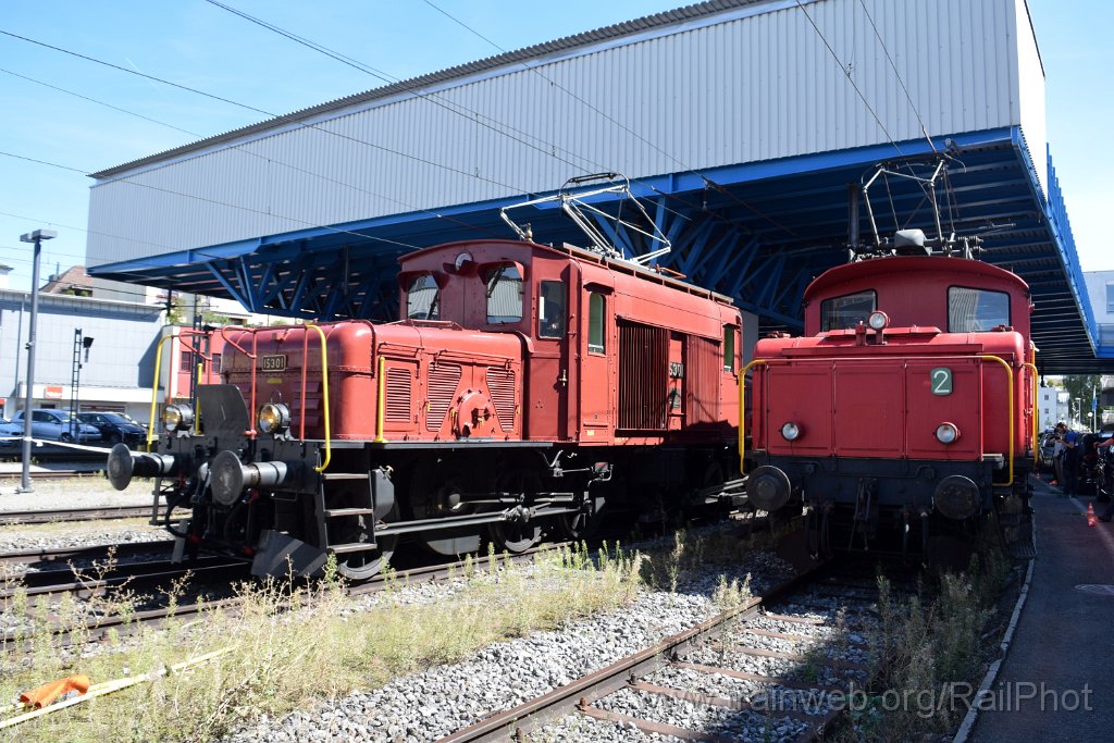 8745-0026-020923.jpg - HSTB Ee 3/3 16383 + OeBB De 6/6 15301 / Hochdorf (Remise) 2.9.2023