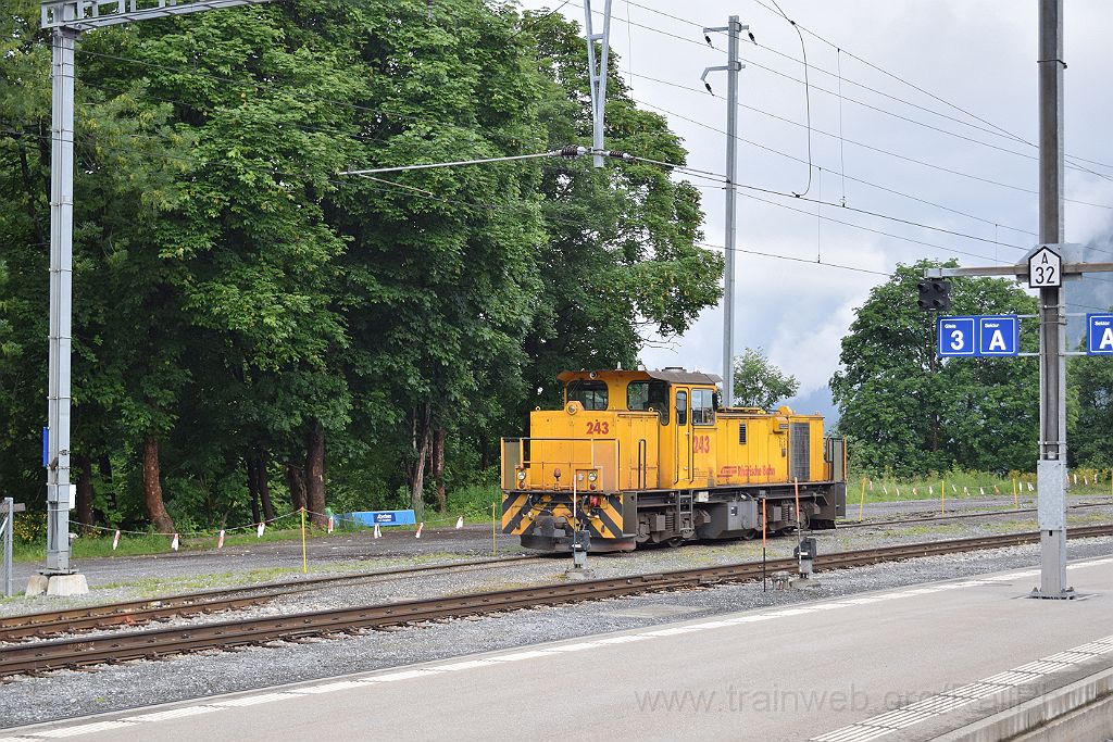 5009-0028-140618.jpg - RhB Gm 4/4 241 / Klosters 14.6.2018