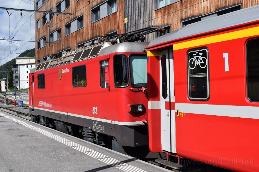 5009-0037-140618.jpg - RhB Ge 4/4" 613 "Domat / Ems" / Davos-Platz 14.6.2018