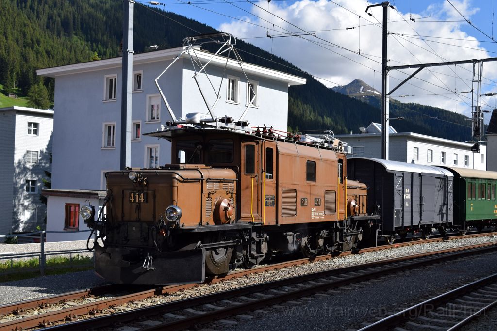 5023-0030-140618.jpg - RhB Ge 6/6' 414 + Kf.5563 / Davos-Platz 14.6.2018