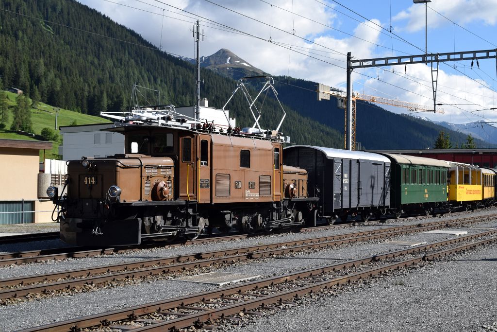 5024-0010-140618.jpg - RhB Ge 6/6' 414 + Kf.5563 / Davos-Platz 14.6.2018