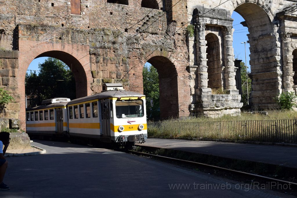 4024-0024-200716.jpg - ATAC No.424 / Piazza di Porta Maggiore 20.7.2016