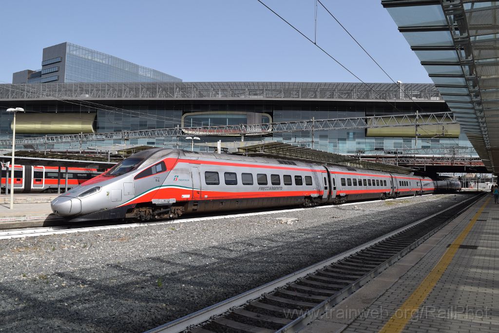 4027-0038-220716.jpg - FS ETR 600.110 / Roma Tiburtina 22.7.2016