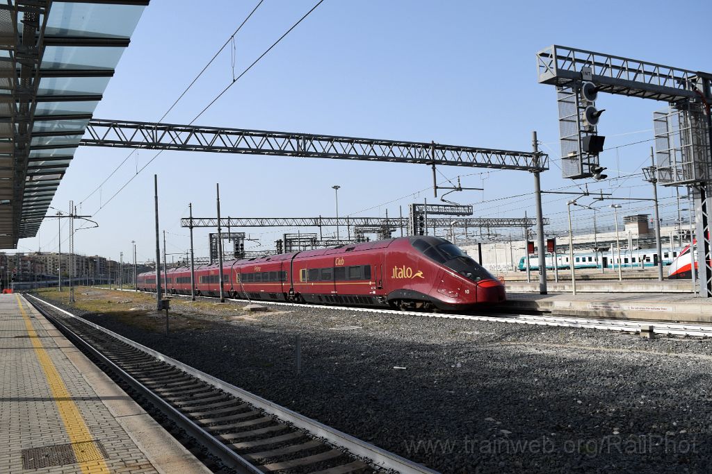 4033-0030-220716.jpg - NTV ETR 575.100 / Roma Tiburtina 22.7.2016