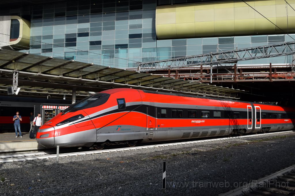 4034-0005-220716.jpg - FS ETR 400.827 / Roma Tiburtina 22.7.2016